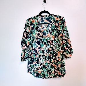 Collective Concepts floral v neck 3/4 sleeve top size medium
